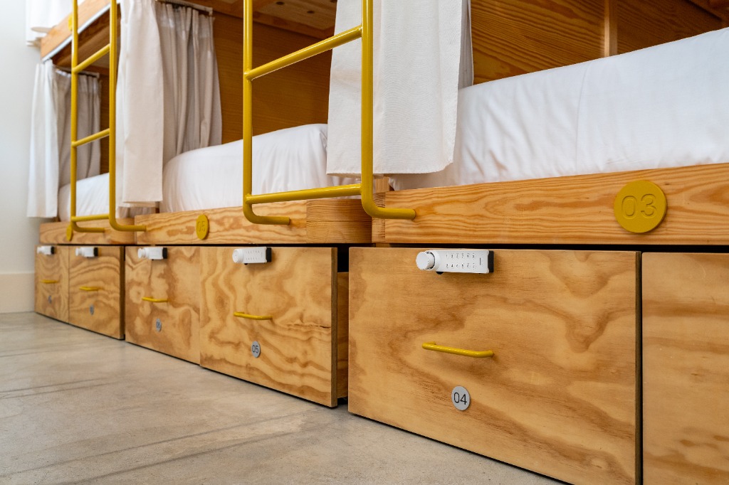 Dorm 10 Pax Lockers & Details